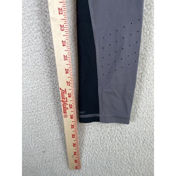 Athleta Leggings Womens Medium Petite Stealth Trucool 7/8 Colorblock Perforated - Picture 5 of 16